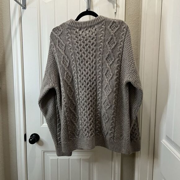 Giordano Tan Fisherman Cable Knit Chunky Sweater Long Sleeves Womens Size XL - Picture 6 of 9